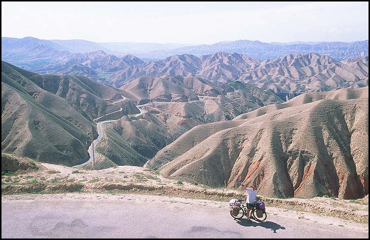 From Yong Jing to Linxia :: Gansu, China: Yongjing to Linxia, Gansu, People's Republic of China
: Emma; Landscapes.
