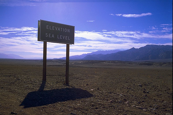 Death Valley<br>California: Death Valley, California, United States of America
: Geological Formations; Landscapes.