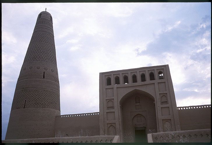 Emin Minaret :: Turpan, Xinjiang: Emin Minaret, Xinjiang, People's Republic of China
: Temples; Buildings.