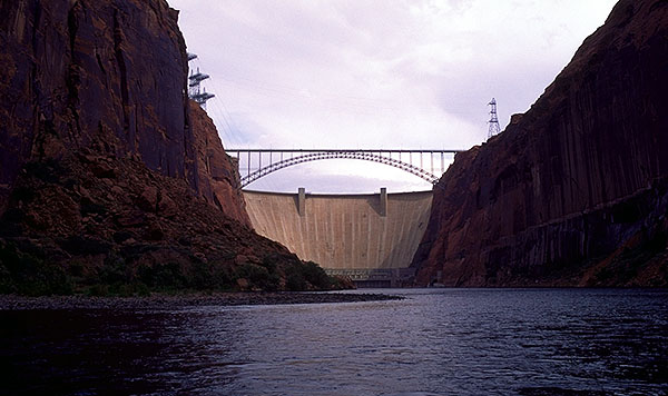 Glen Canyon Dam<br>Glen Canyon<br>Arizona, USA: Glen Canyon, Arizona, United States of America
: Engineering Feats; Rivers.