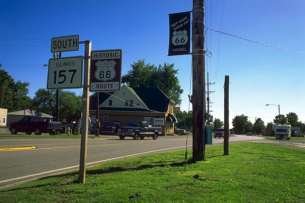 Some helpful signage<br>Hamel, Illinois: Hamel, Illinois, United States of America
: Signs; On The Road.