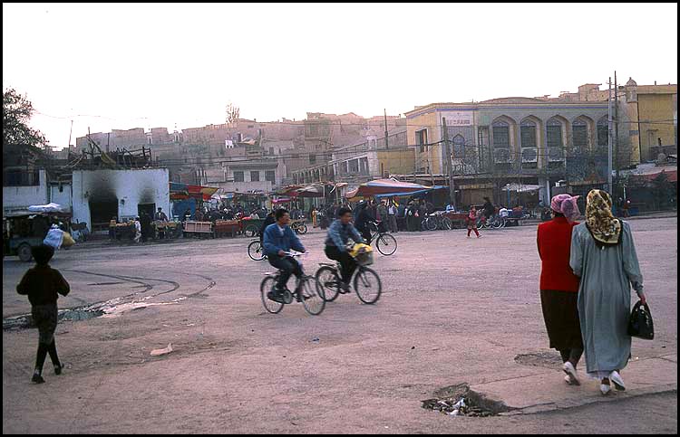 The day reigns in<br><br>Kashgar :: Xinjiang, China: Kashgar, Xinjiang, People's Republic of China
: City Scenes.