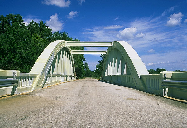 Rainbow Bridge<br>Riverton, Kansas: Kansas Route 66, Kansas, United States of America
: Bridges; On The Road.