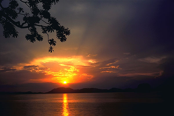 Sunset on the Andaman Sea<br>near Krabi, Thailand: The Andaman Sea, Krabi, Thailand
: Sunsets; Landscapes.