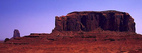 Monument Valley Navajo Park<br>Utah, USA: Monument Valley Navajo Park, Utah, United States of America
: Geological Formations; Landscapes.
