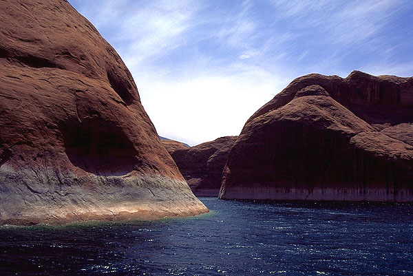 A water-filled canyon<br>Lake Powell, Utah: Lake Powell National Recreation Area, Utah, United States of America
: Geological Formations; Lakes.