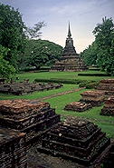 Temple Ruins :: Sukhothai, Thailand