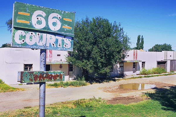 66 Courts<br>Groom, Texas: Groom, Texas, United States of America
: Motels and Motor Courts; Ruins and Restorations.