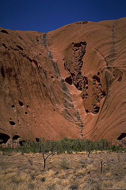 Uluru (Ayers Rock)<br>Northern Territory, Australia: Uluru (Ayer's Rock), Northern Territory, Australia
: Geological Formations; Landscapes.