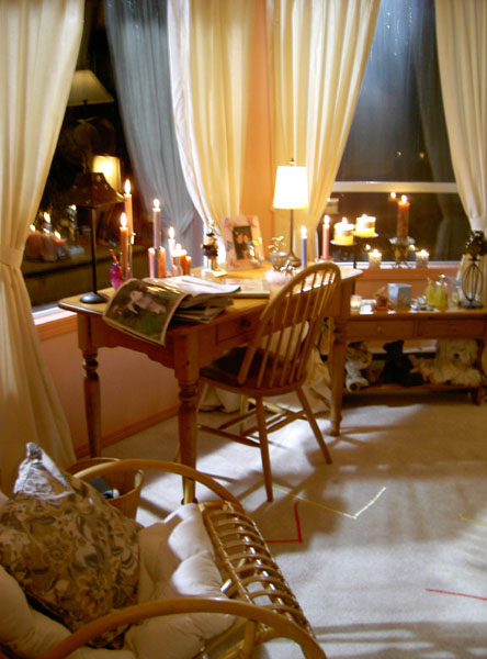 Stephs_Room--Bay_02