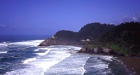 Lighthouse<br>Oregon, USA: Oregon Coast, Oregon, United States of America
: Coastal Shoreline Scenes; Landscapes.