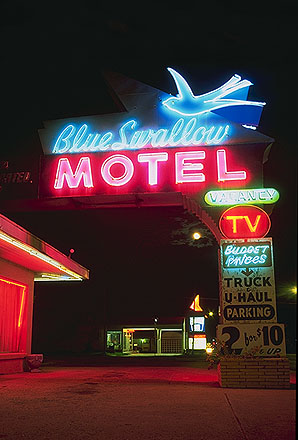 The Blue Swallow<br>Tucumcari, New Mexico: Tucumcari, New Mexico, United States of America
: Signs; Neon.